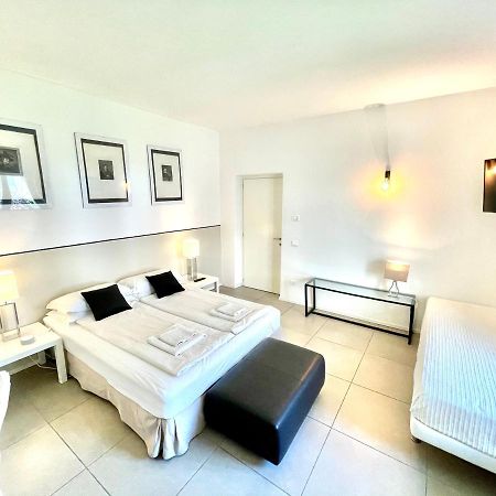 Carly'S Rooms Torbole Sul Garda Ngoại thất bức ảnh