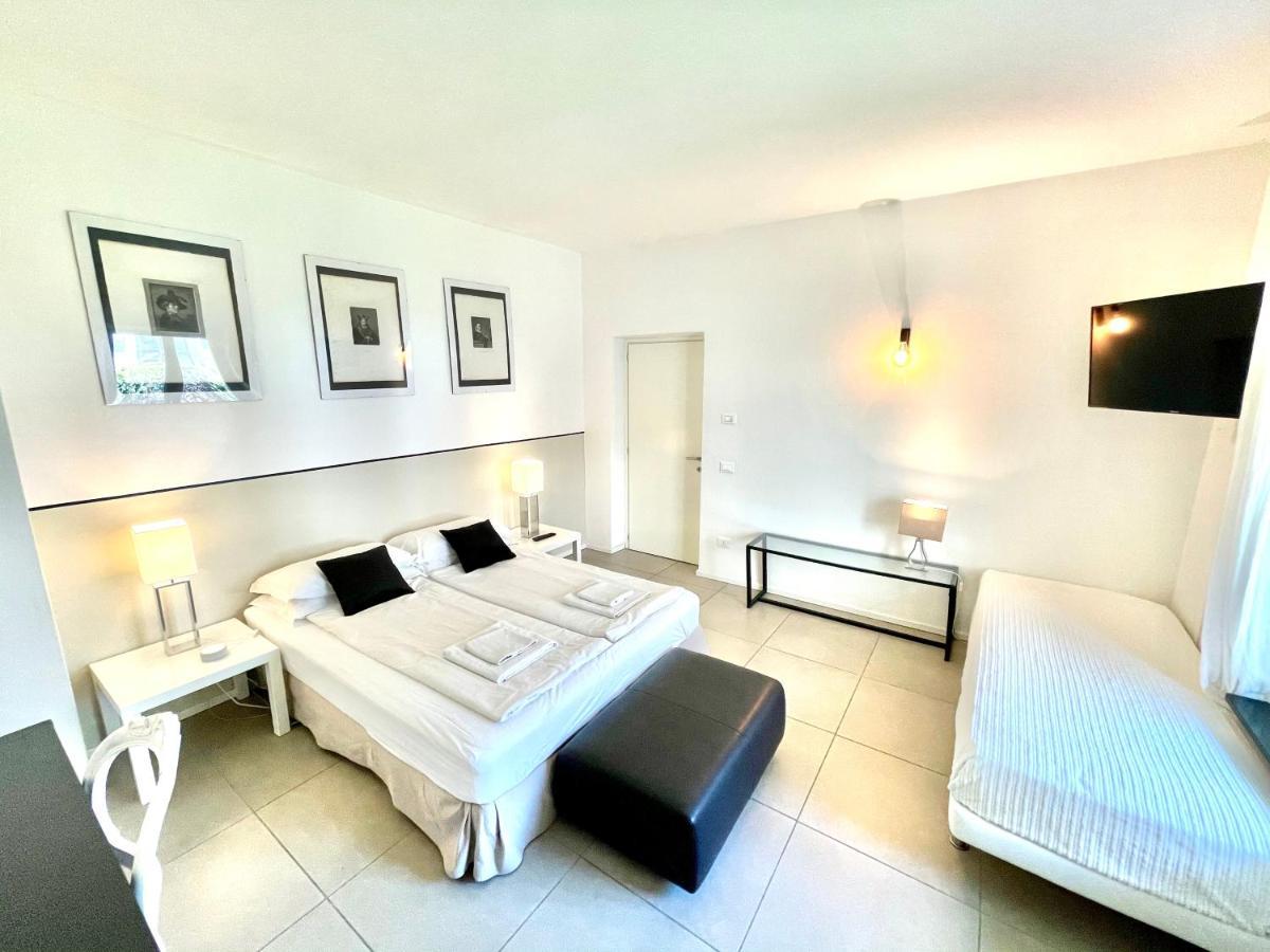 Carly'S Rooms Torbole Sul Garda Ngoại thất bức ảnh