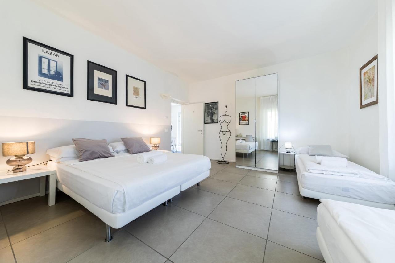 Carly'S Rooms Torbole Sul Garda Ngoại thất bức ảnh