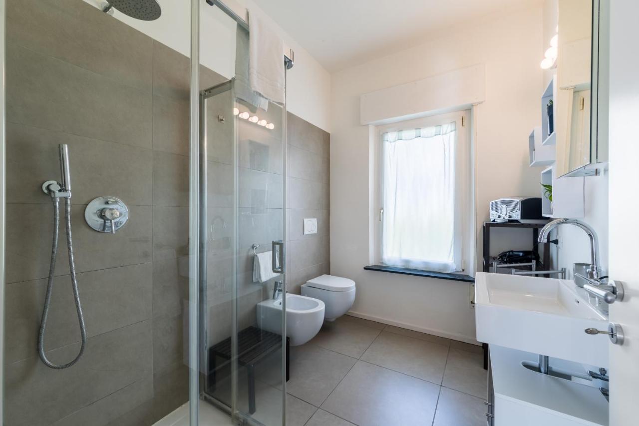 Carly'S Rooms Torbole Sul Garda Ngoại thất bức ảnh