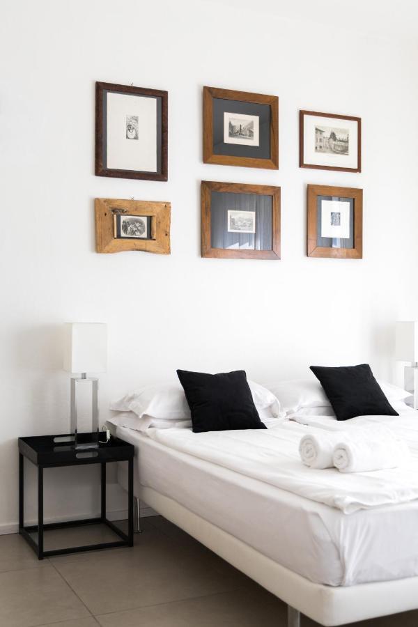 Carly'S Rooms Torbole Sul Garda Ngoại thất bức ảnh